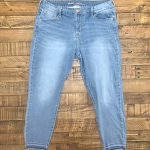 Old Navy rockstar secret-soft light blue jeans